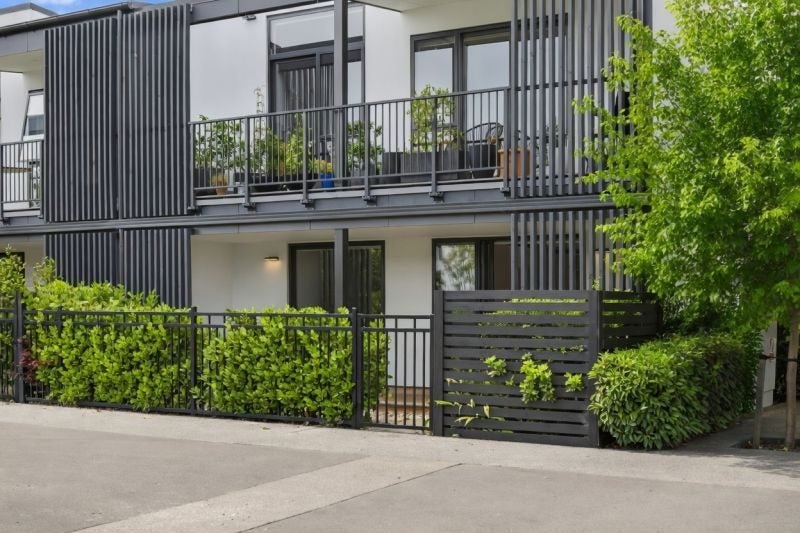 4/142 Leinster Road, Merivale, Christchurch - Carousel 1