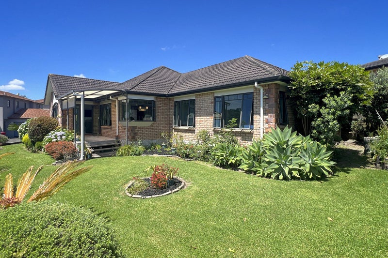 57 Mt Lebanon Crescent, The Gardens, Auckland - Carousel 2