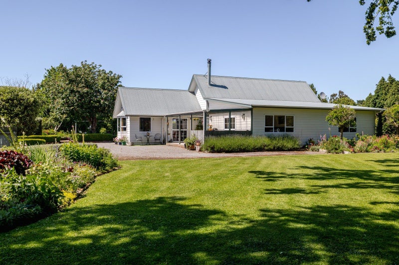 20 Haswell Street, Eketahuna, Eketahuna - Carousel 1