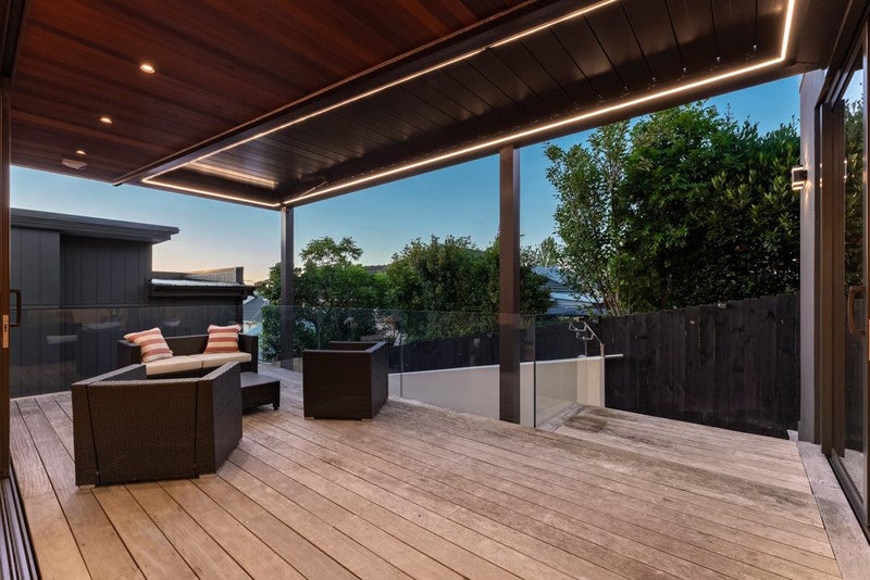 8C William Souter Street, Forrest Hill, Auckland - Carousel 2