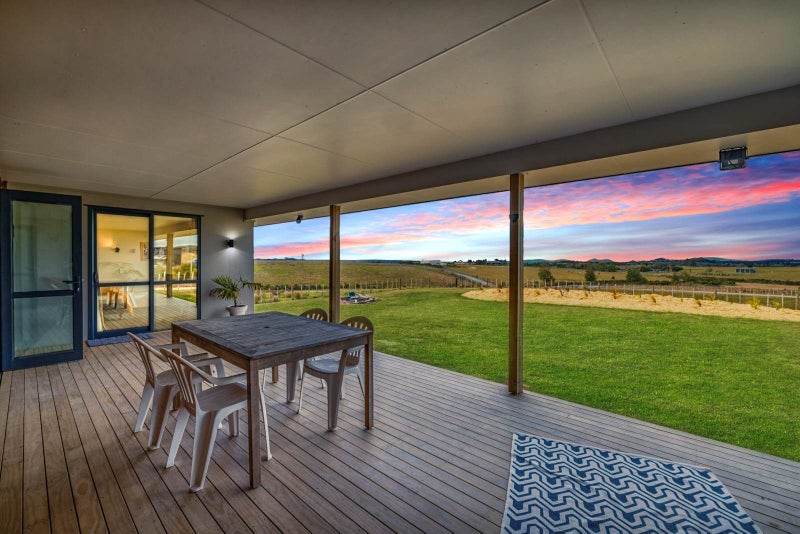 32 Flax Grove, Kerikeri, Kerikeri - Carousel 2