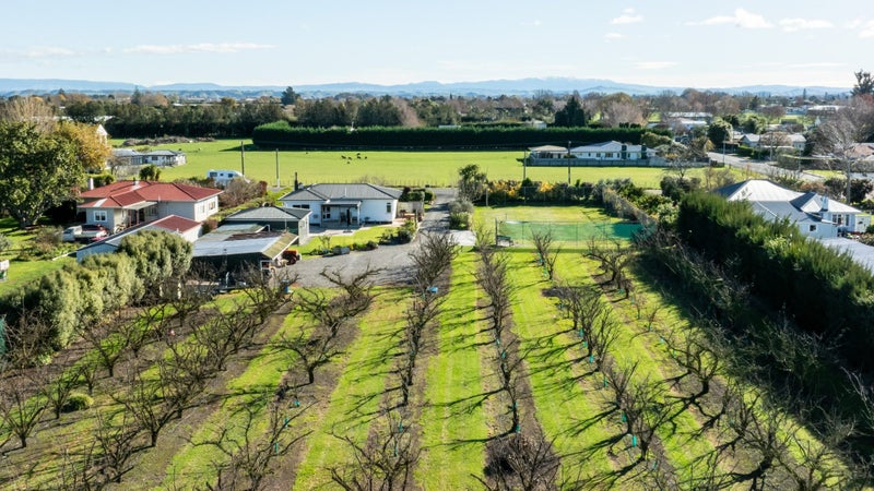 934 Riverslea Road South, Longlands, Hastings - Carousel 1