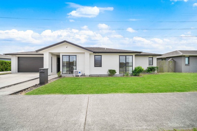 6 Biplane Street, Takanini, Auckland - Carousel 1