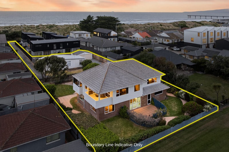 162 Marine Parade, New Brighton, Christchurch - Carousel 1