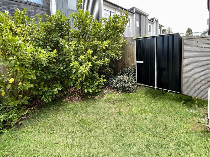 7/83 Vodanovich Road, Te Atatu South, Auckland - Carousel 12
