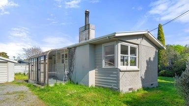 10 Mahupuku Street, Greytown, Greytown - Carousel 1