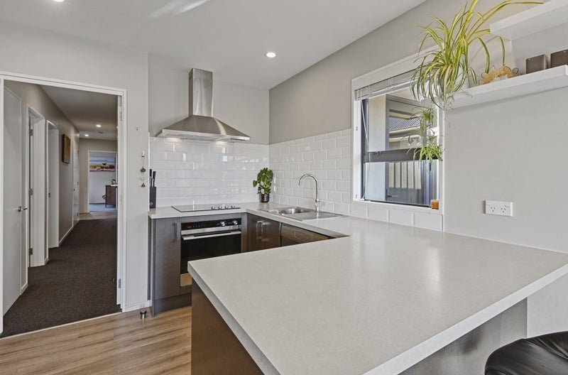 10 Helmore Street, Rangiora, Rangiora - Carousel 2