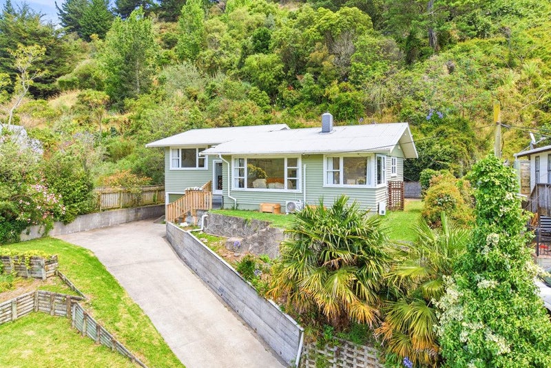 32 Turoa Road, Whanganui East, Whanganui - Carousel 1