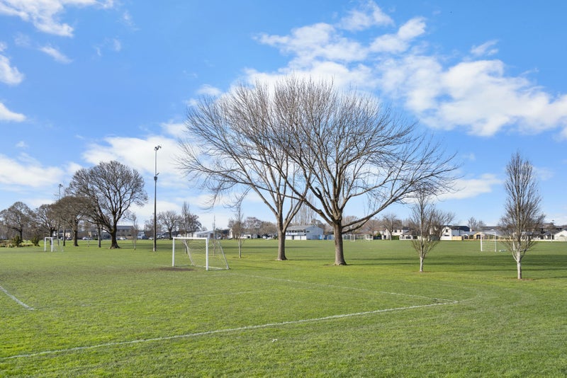 25 Malaga Crescent, Harewood, Christchurch - Carousel 25