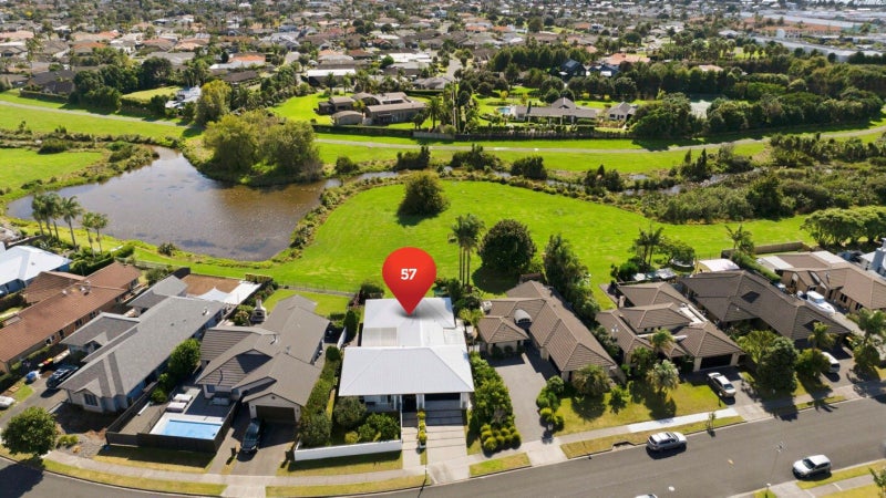57 Oriental Parade, Papamoa Beach, Papamoa - Carousel 2