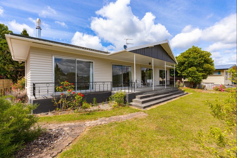 23 Puketapu Crescent, Taumarunui, Taumarunui - Carousel 1