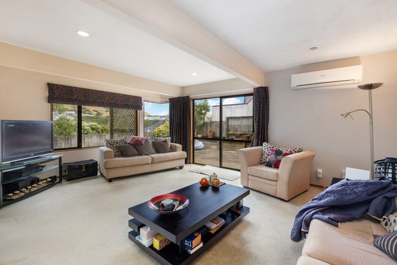 33 Erris Street, Johnsonville, Wellington - Carousel 2