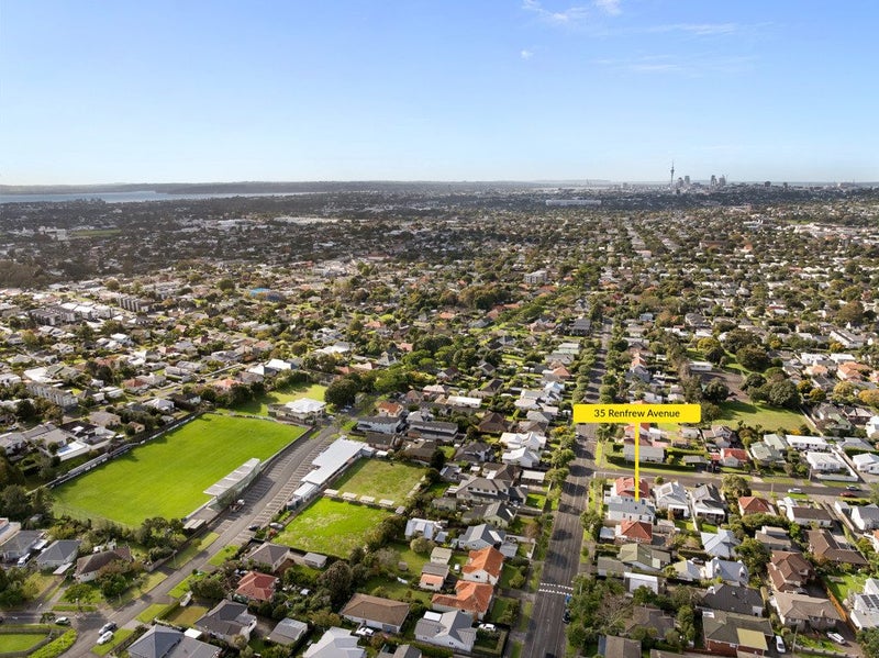 35 Renfrew Avenue, Sandringham, Auckland - Carousel 23
