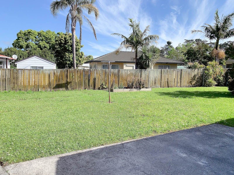 15 Robert Allan Way, Pakuranga Heights, Auckland - Carousel 13