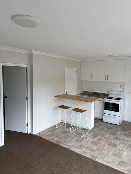 10/6 Sherbourne Road, Mount Eden, Auckland - Carousel 2