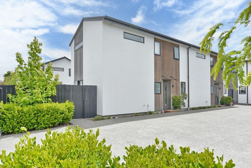 1/27 Winton Street, St Albans, Christchurch - Carousel 2