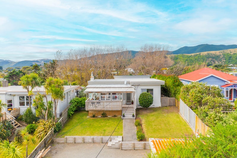 116 Renown Road, Raumati South, Paraparaumu - Carousel 1