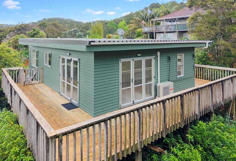 1/2 Karapiti Place, Glen Eden, Waitakere City, Auckland - Carousel 1