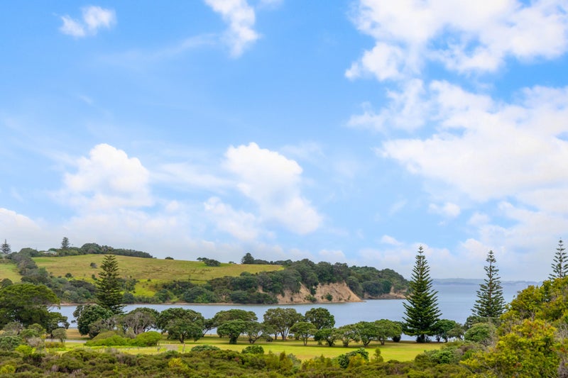 24 Kotanui Avenue, Army Bay, Whangaparaoa - Carousel 1