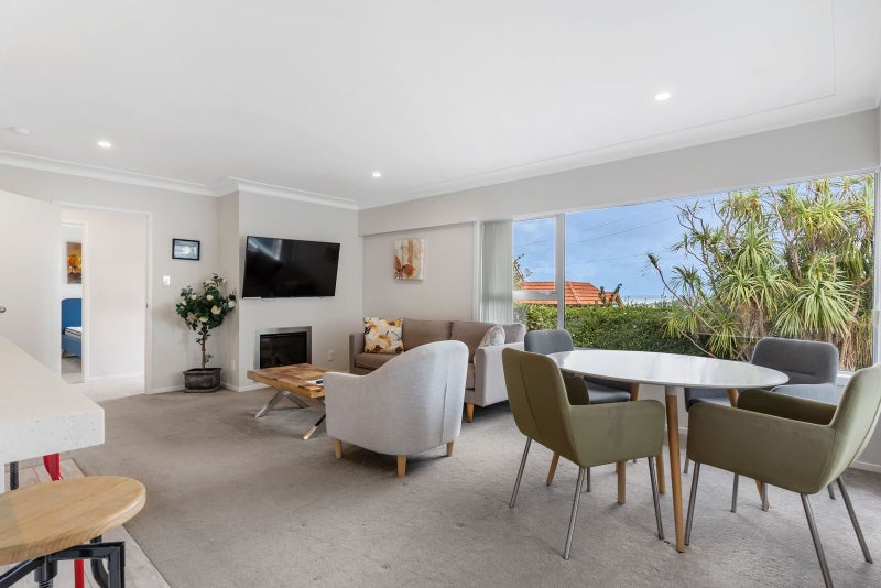 1/41 Haydn Avenue, Royal Oak, Auckland - Carousel 2
