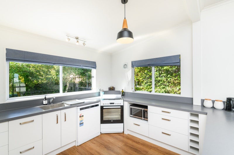 19 Mountfort Grove, Maewa, Feilding - Carousel 2