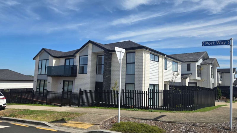 11 Port Way, Rosehill, Papakura - Carousel 1