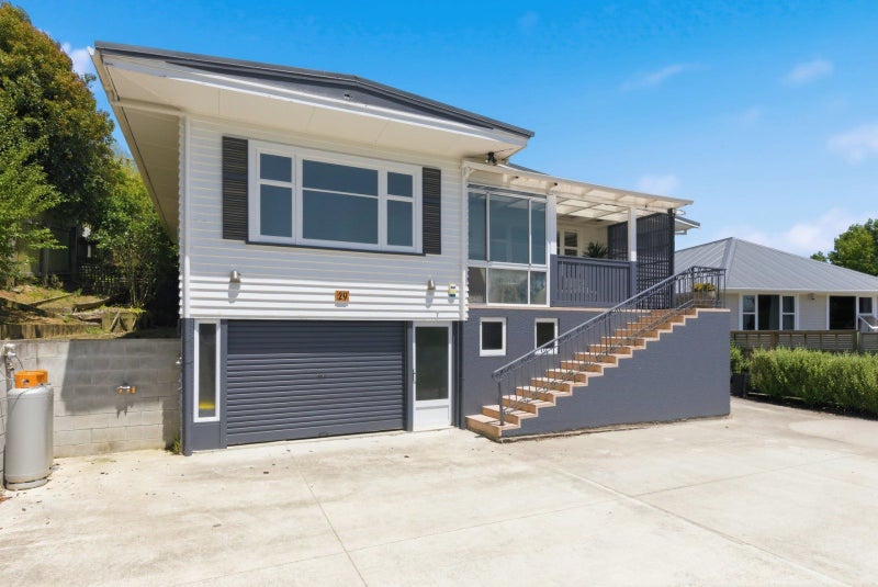 29 Kawiu Road, Levin, Levin - Carousel 1