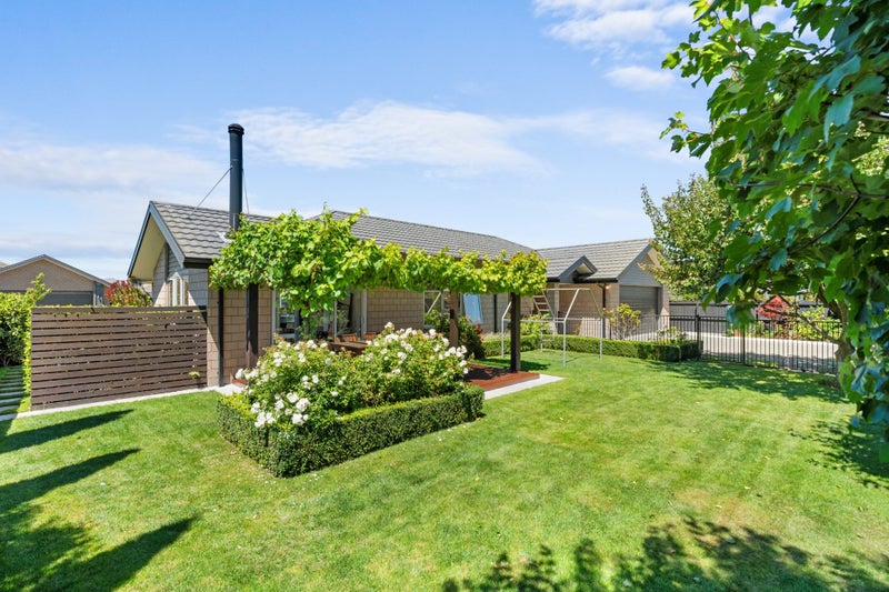 10 Hurricane Way, Wigram, Christchurch - Carousel 1