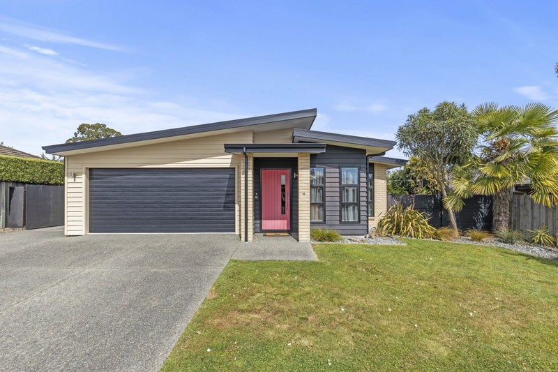 10 McAllister Place, Renwick, Renwick - Carousel 1