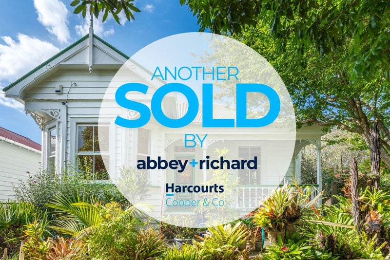 6 Royal Terrace, Sandringham, Auckland - Carousel 1