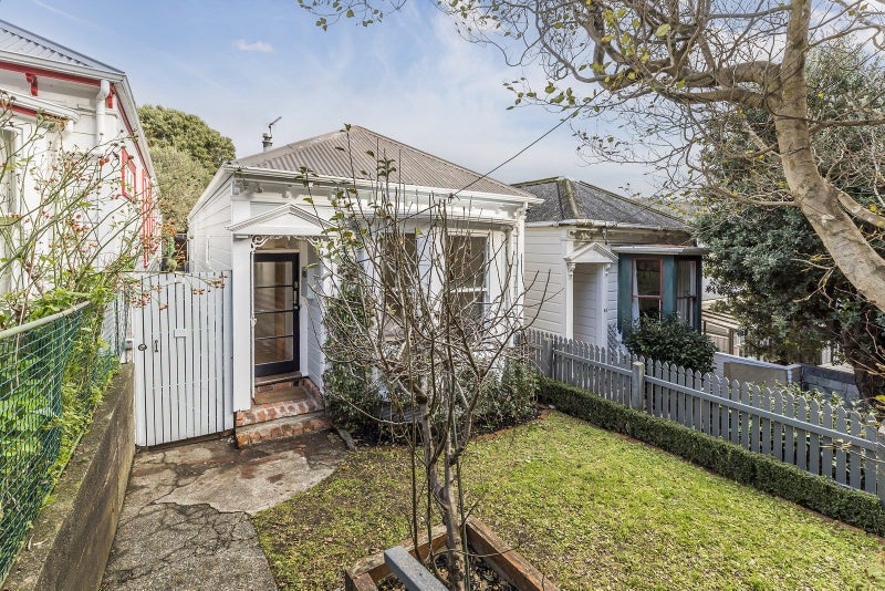 63 Herald Street, Berhampore, Wellington - Carousel 2