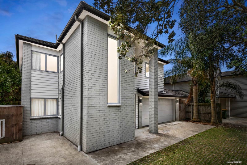 13B Winstone Road, Mount Roskill, Auckland - Carousel 1