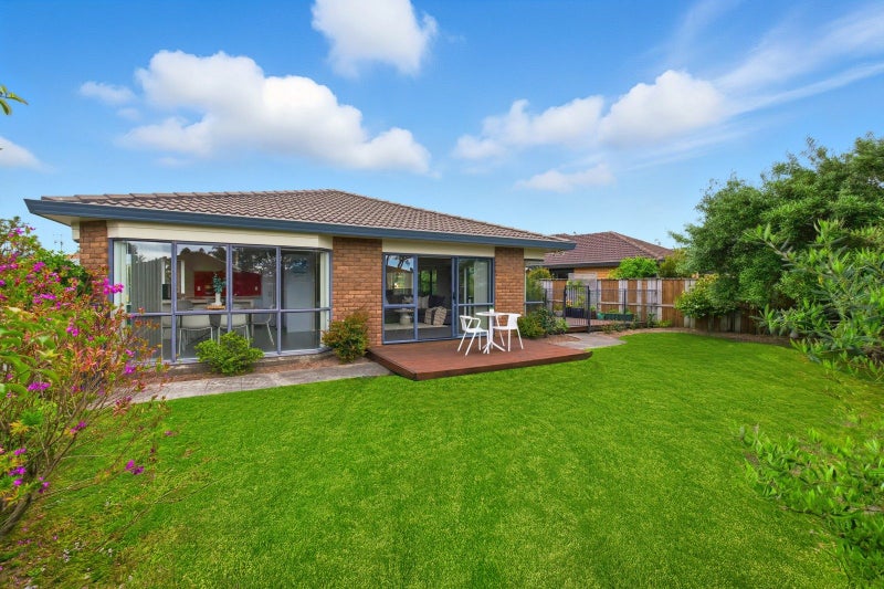 680 Gloucester Road, Papamoa Beach, Papamoa - Carousel 1