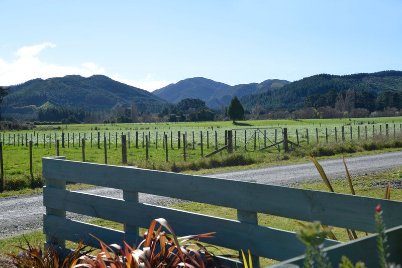 Property Valuation for 6 Arcus Road, Dalefield, Carterton Trade Me