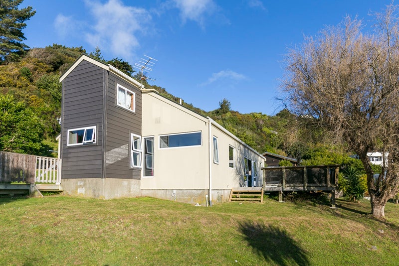 9 Iona Place, Papakowhai, Porirua - Carousel 2