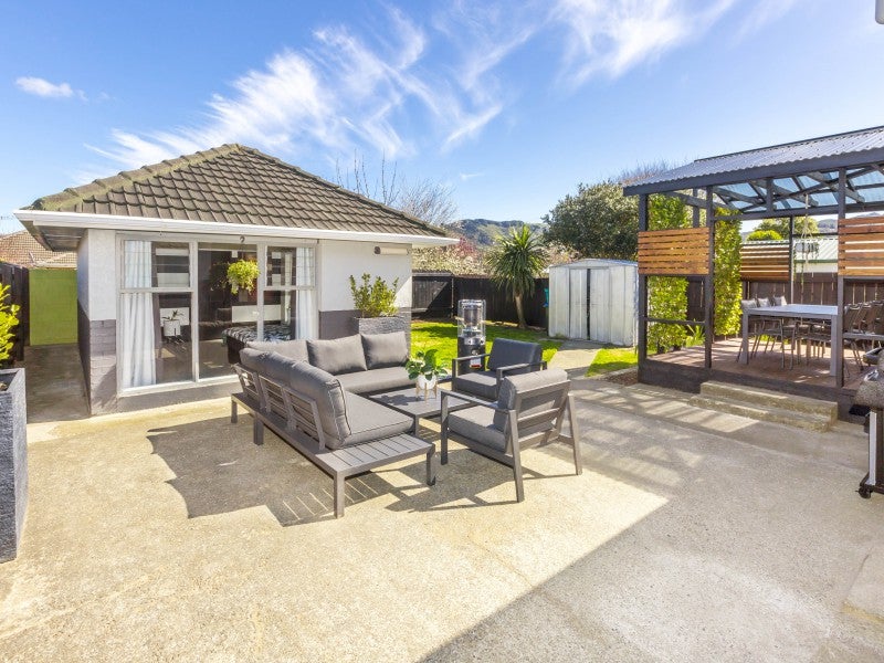 35A Golders Road, Elderslea, Upper Hutt - Carousel 1