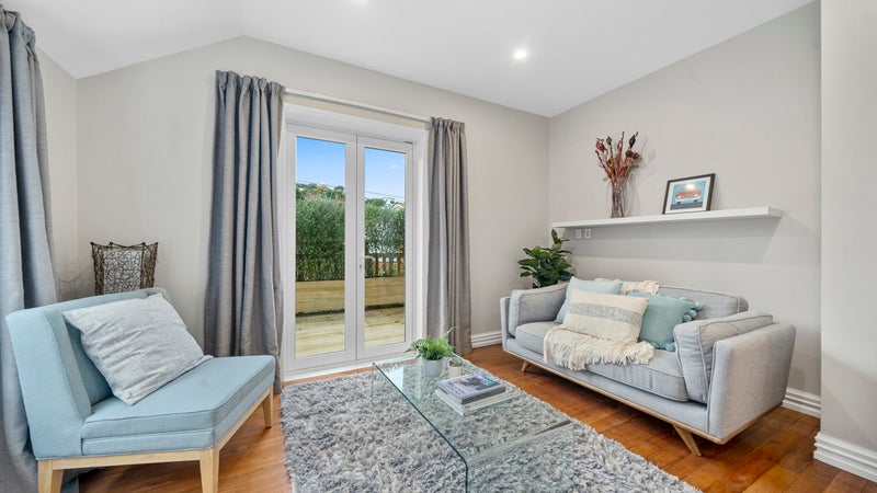 13 Wavell Street, Karori, Wellington - Carousel 2