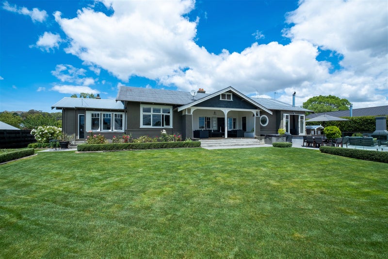 20 Reynolds Road, Havelock North, Havelock North - Carousel 1