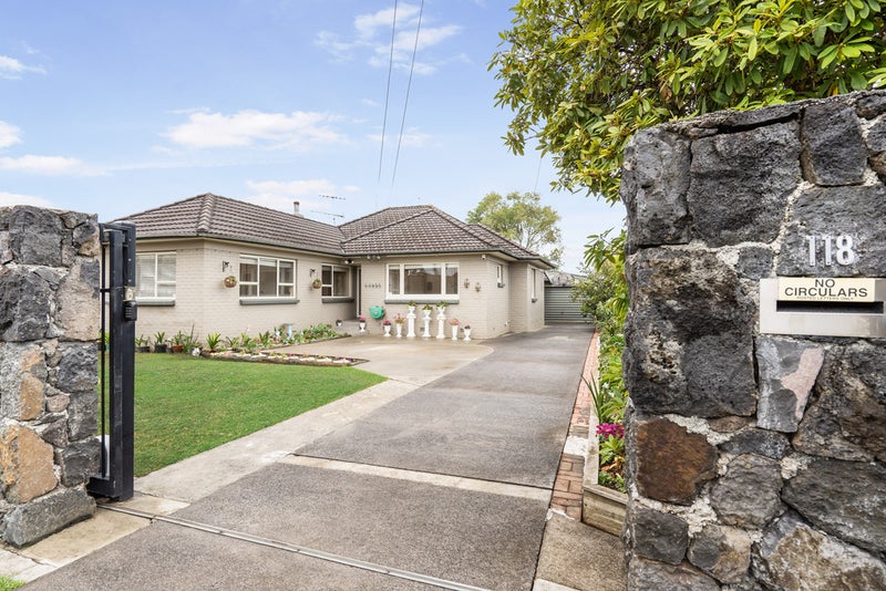 Property Valuation for 118 Ireland Road, Mount Wellington, Auckland
