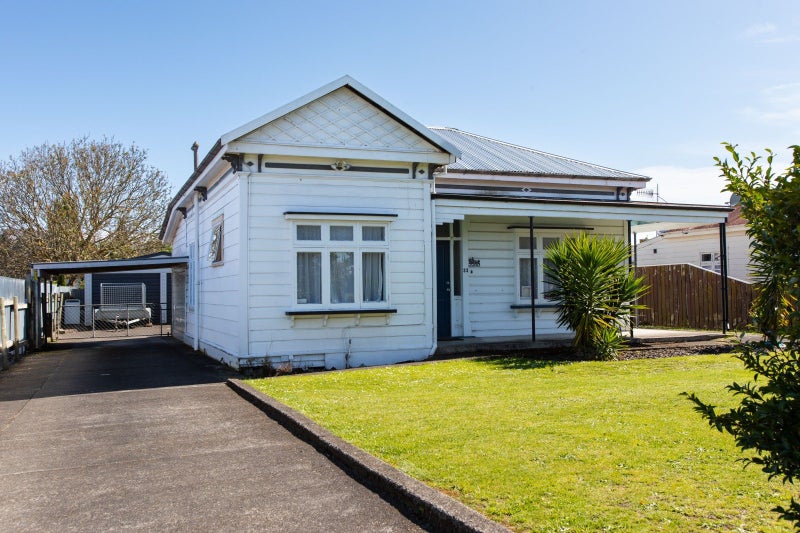 33 Tennyson Street, Dannevirke - Carousel 25