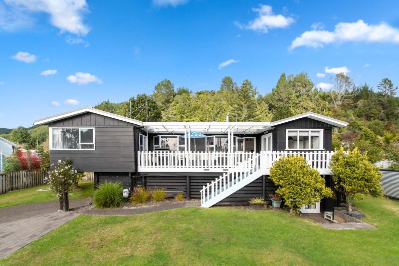 6 Aoturoa Avenue, Rotoiti Forest, Rotorua - Carousel 1