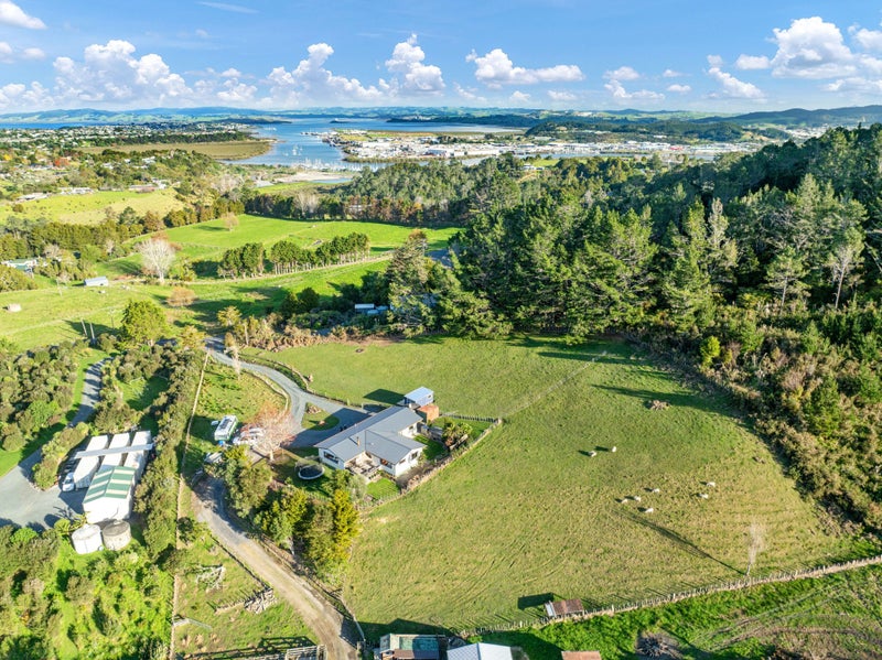 75 Old Parua Bay Road, Whangarei - Carousel 1