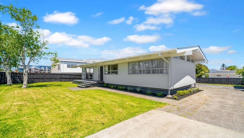 127 Coxhead Road, Manurewa, Auckland - Carousel 1