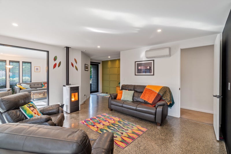 27 Tiny Hill Drive, Rolleston, Rolleston - Carousel 2