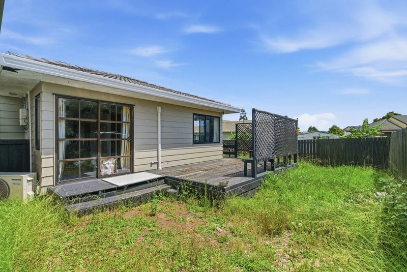 2/19 Bernina Place, Weymouth, Auckland - Carousel 12