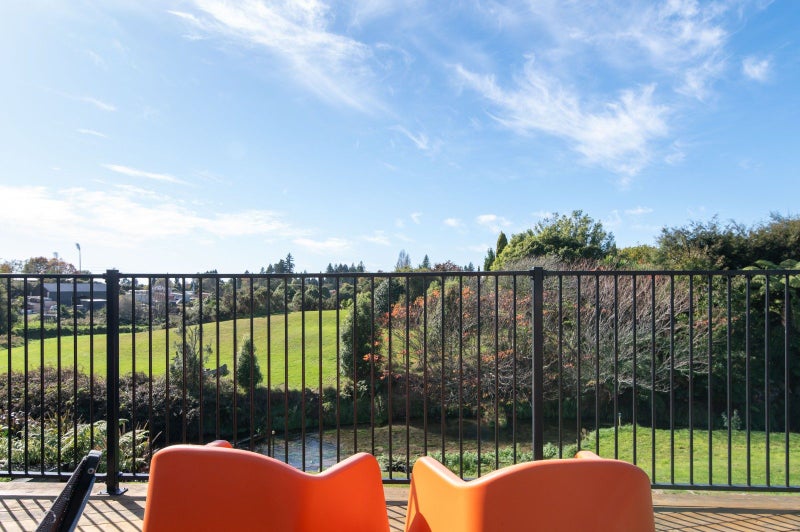 12 Erlam Place, Matipo Heights, Rotorua - Carousel 2