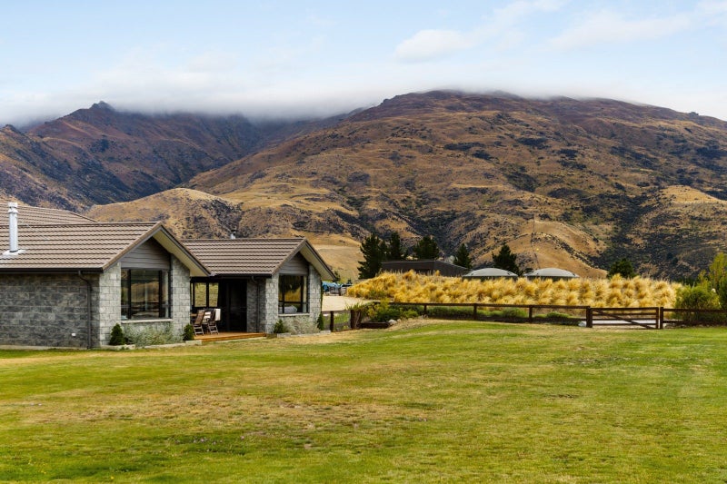 11 Macmillan Lane, Cromwell, Central Otago, Otago - Carousel 1
