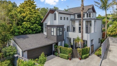 14A Peary Road, Mount Eden, Auckland - Carousel 1