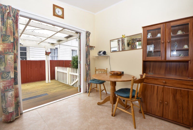 8 Wyndham Street, Carterton, Carterton - Carousel 2