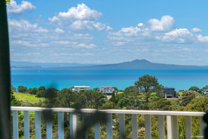 98 Wade River Road, Stanmore Bay, Whangaparaoa - Carousel 1